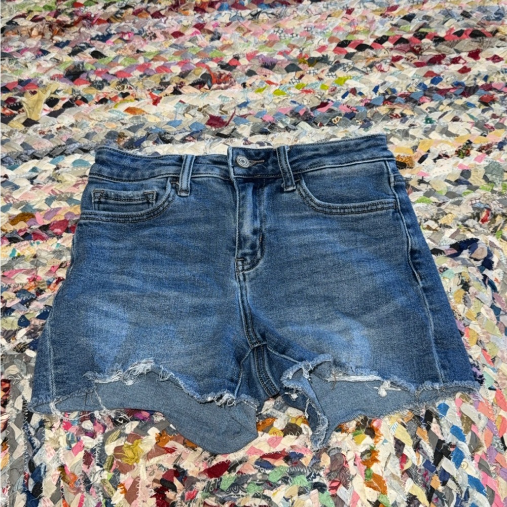 Vervet shorts size small